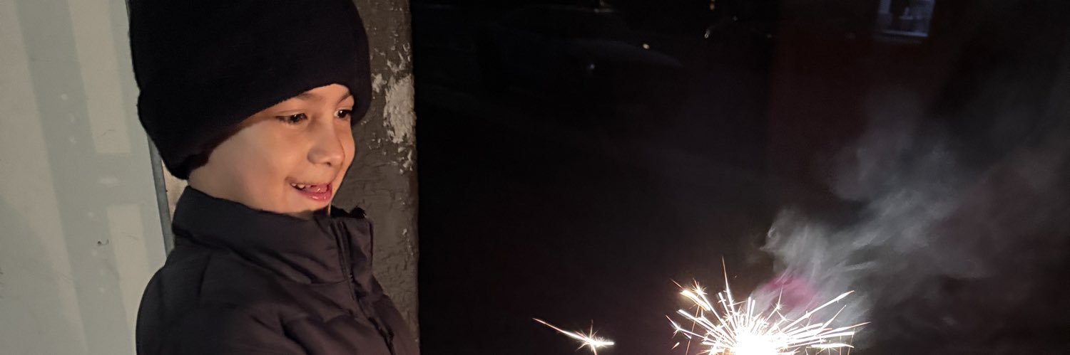 kmolinv's profile banner image