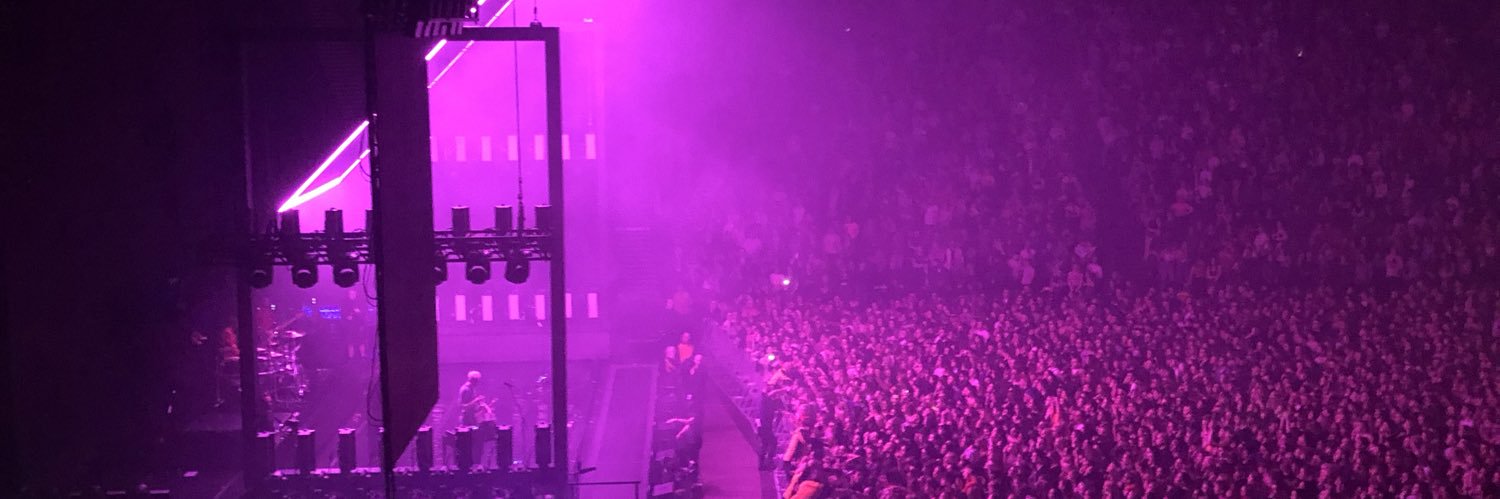 Lew banner
