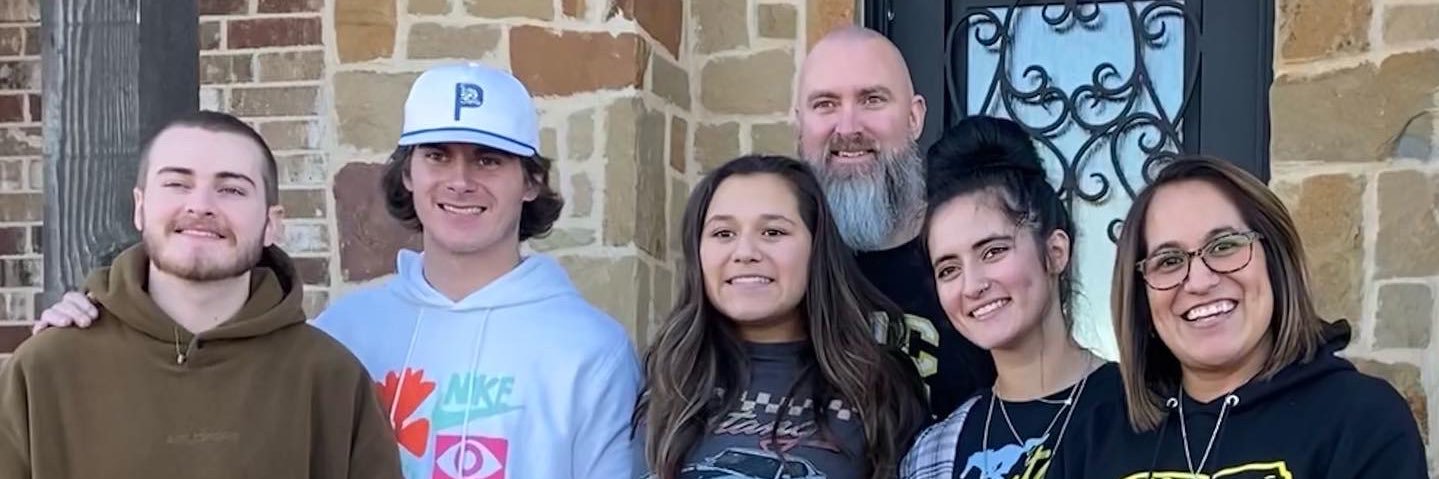 Riley Crawford banner