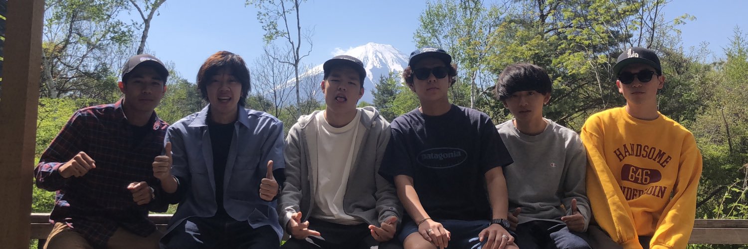 sq1910's profile banner image