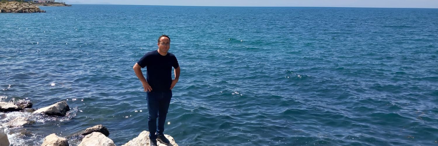 eminadanir's profile banner image