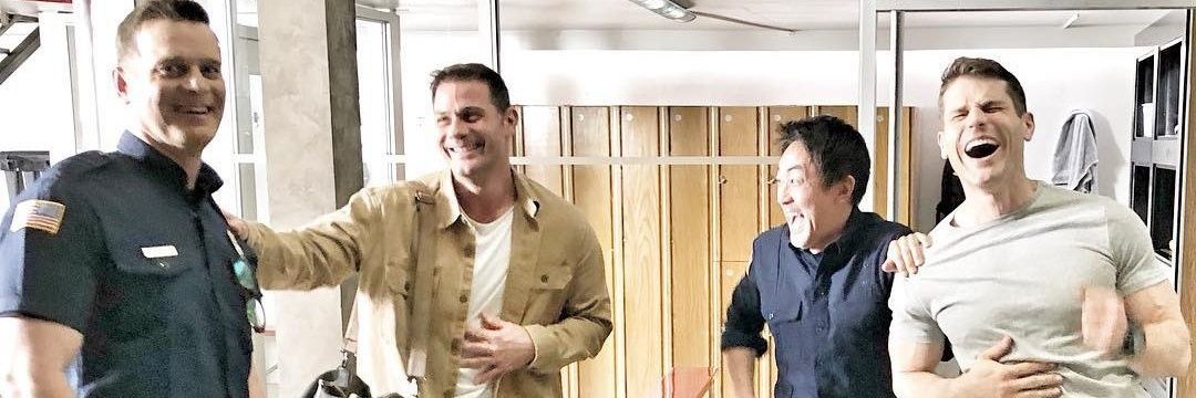 Laura | And for you 🚁 🦈 banner