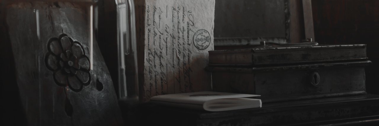 𝐵𝑒𝑎𝑡𝑟𝑖𝑐𝑒 𝐵𝑎𝑢𝑑𝑒𝑙𝑎𝑖𝑟𝑒. banner