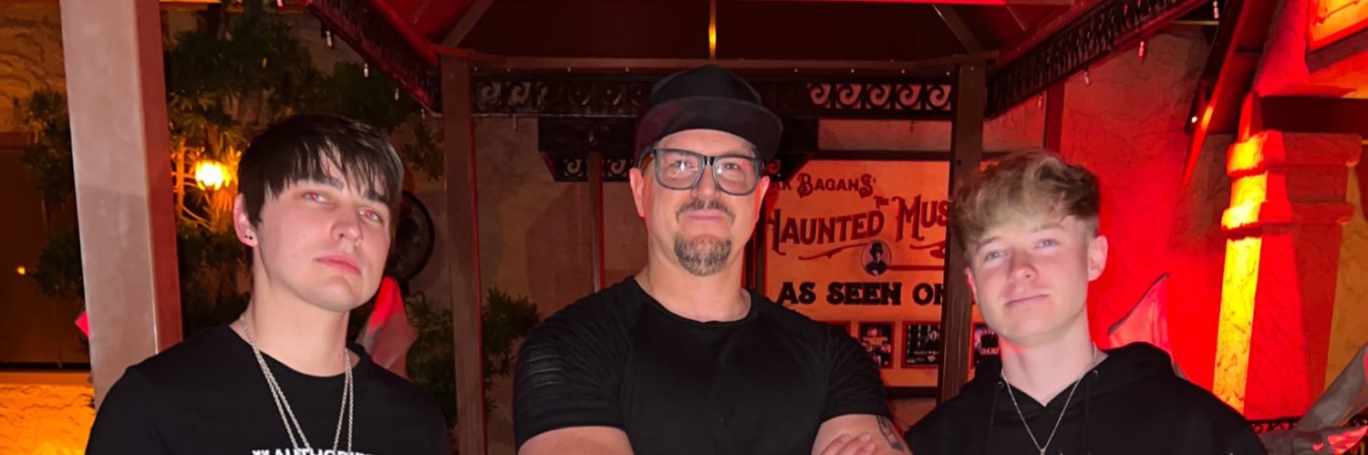 spooky_queen21's profile banner image