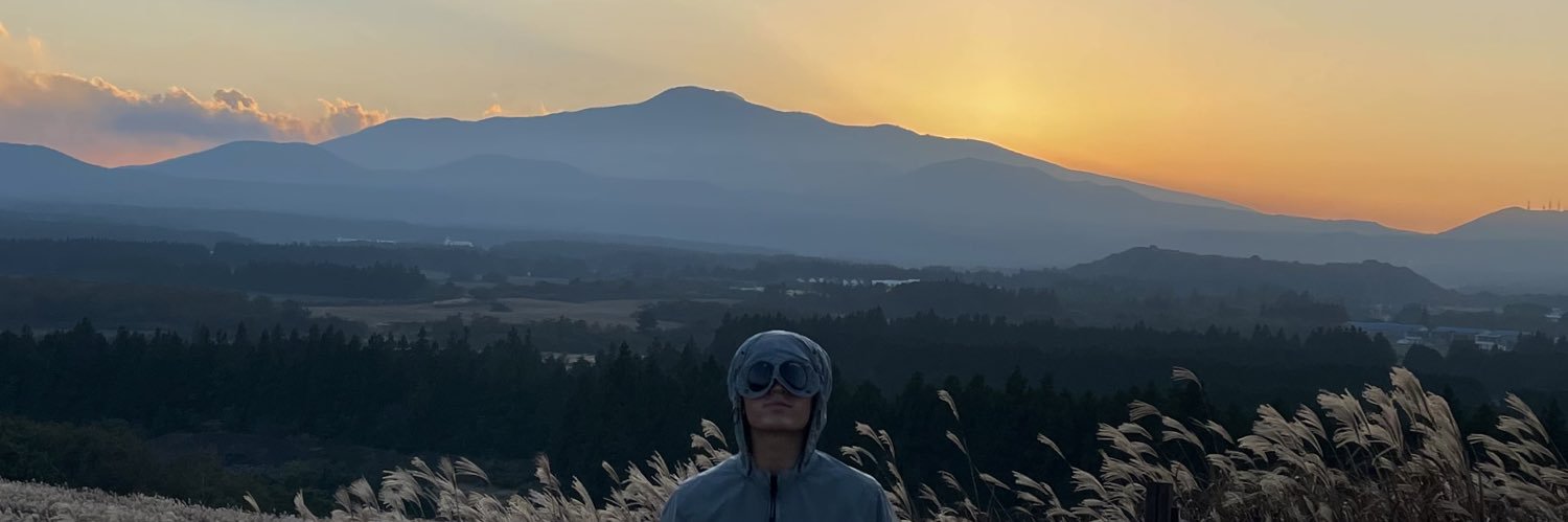 juhoeeee's profile banner image