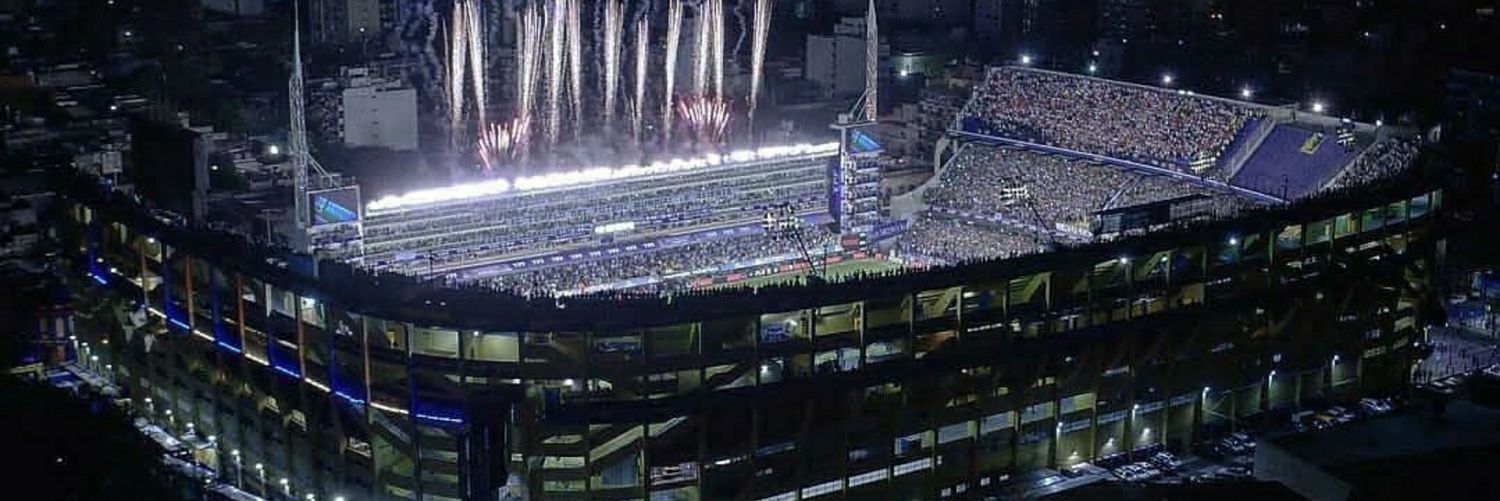 ValentinRossi90's profile banner image