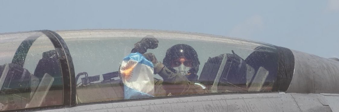 Joaquin✈️ banner