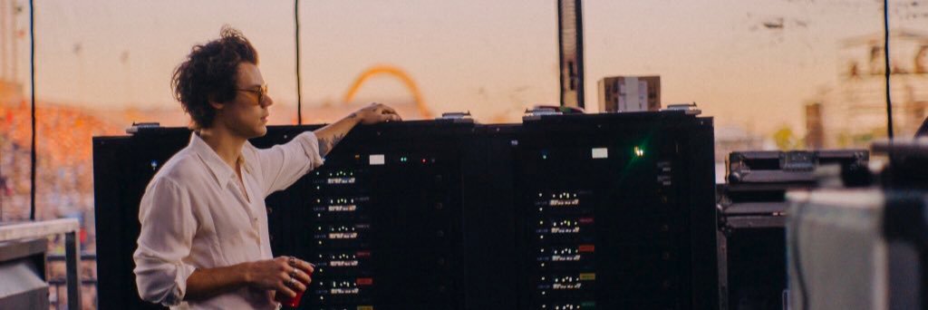 H_StylesDaily's profile banner image