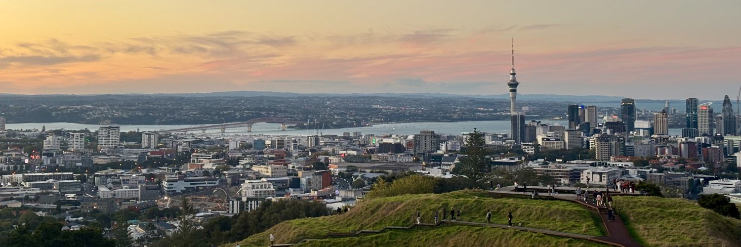aizhimoug's profile banner image
