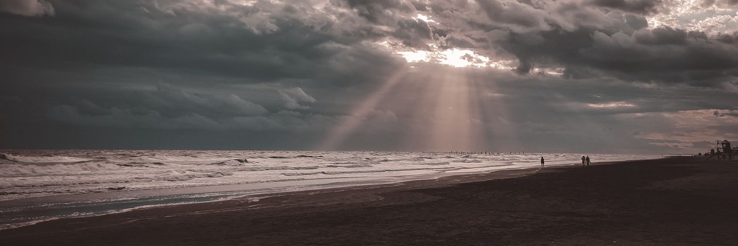 valenprado1's profile banner image