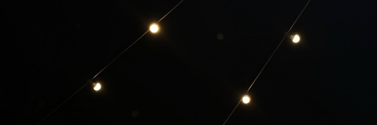 أشواق banner