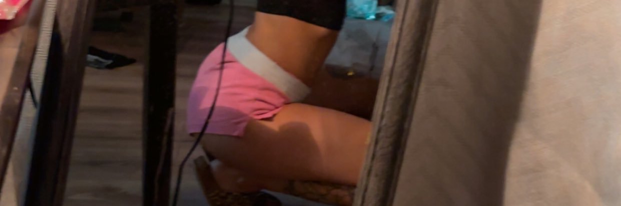 ronniibrynn's profile banner image
