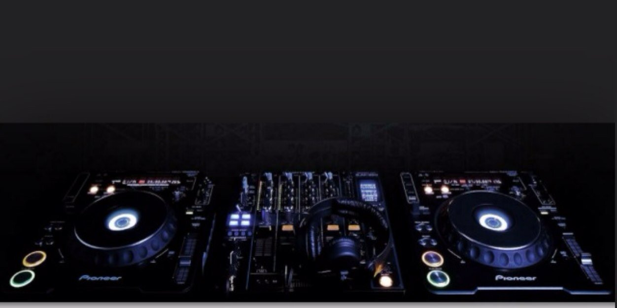 DJleeparton's profile banner image