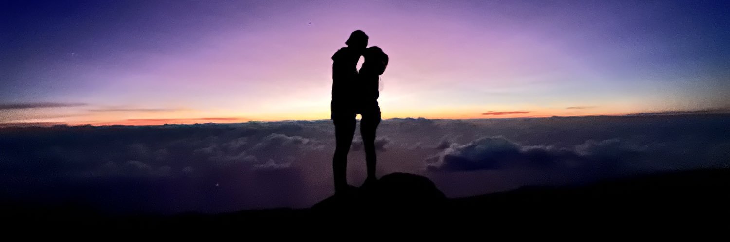 zmogui's profile banner image