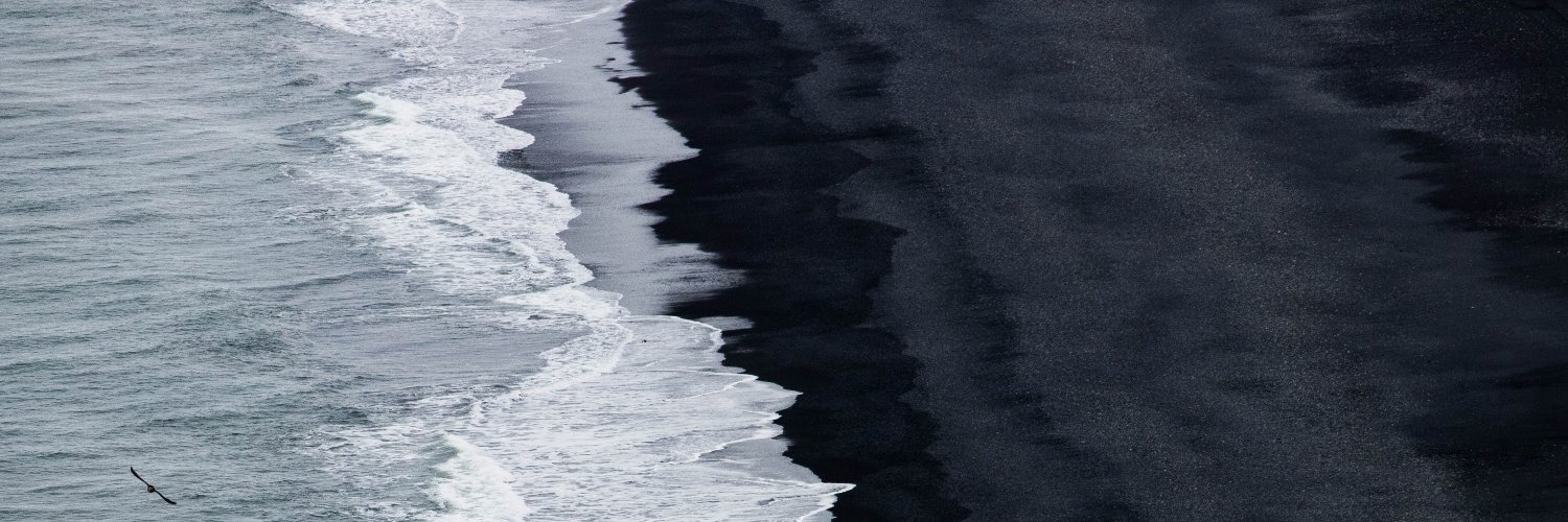 __bebold__'s profile banner image