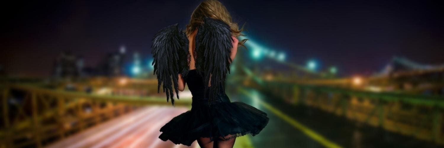 PiliHale's profile banner image