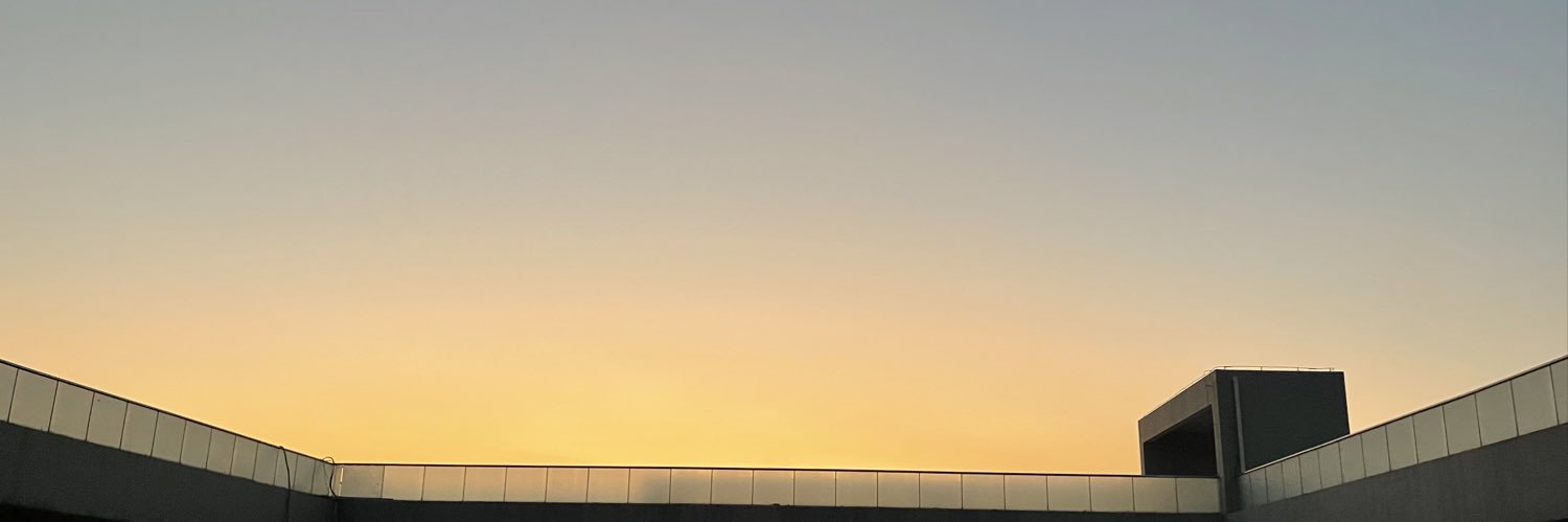 怪我太紧了 banner