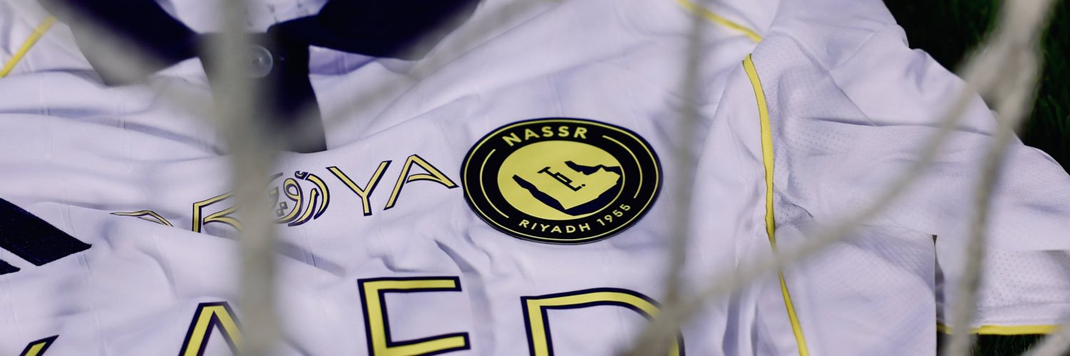 ISMAIL ア banner