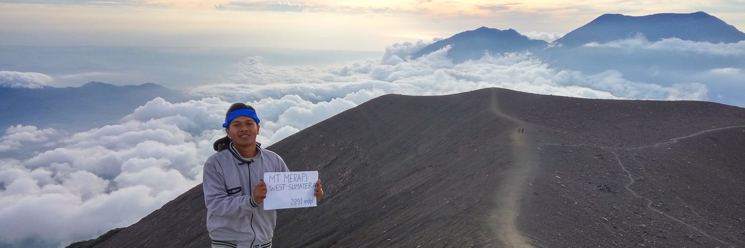 rendi_setiyono's profile banner image