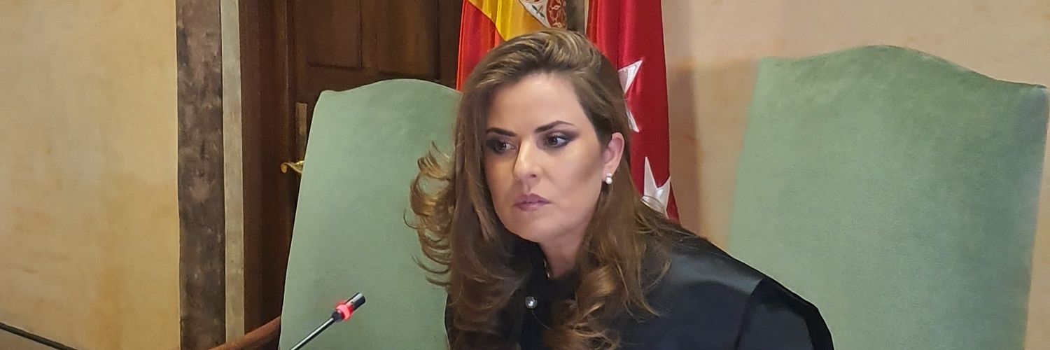 CalongeElena's profile banner image