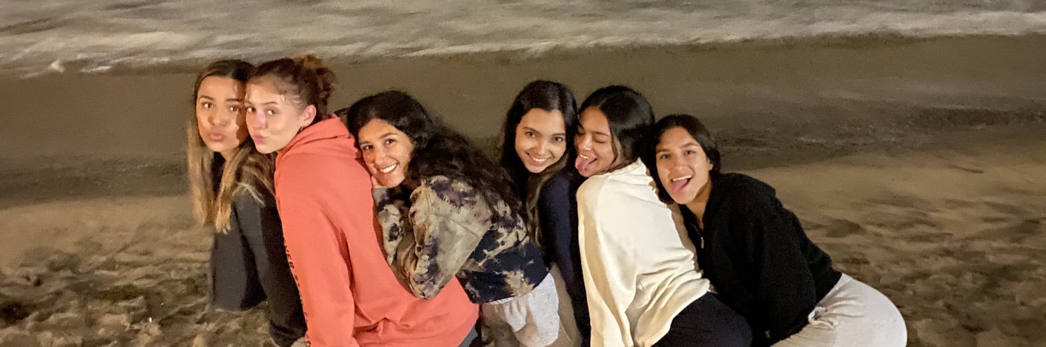 vanessadesss's profile banner image