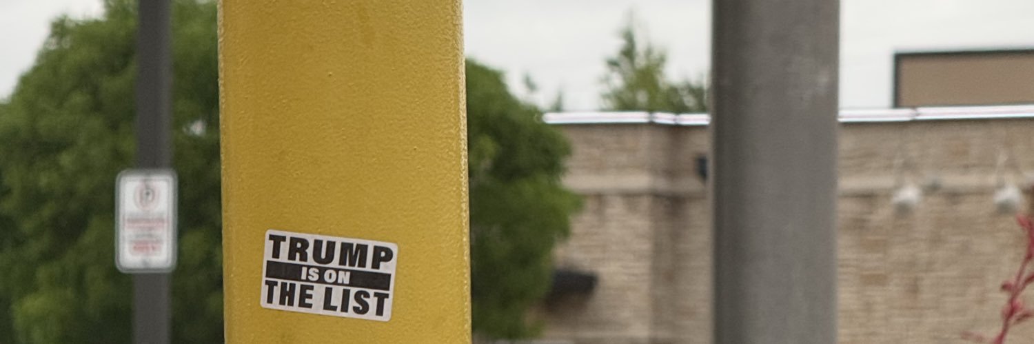 saint_thomas33's profile banner image