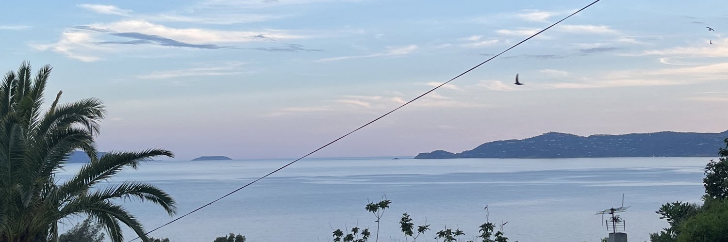 _Juliegyn's profile banner image