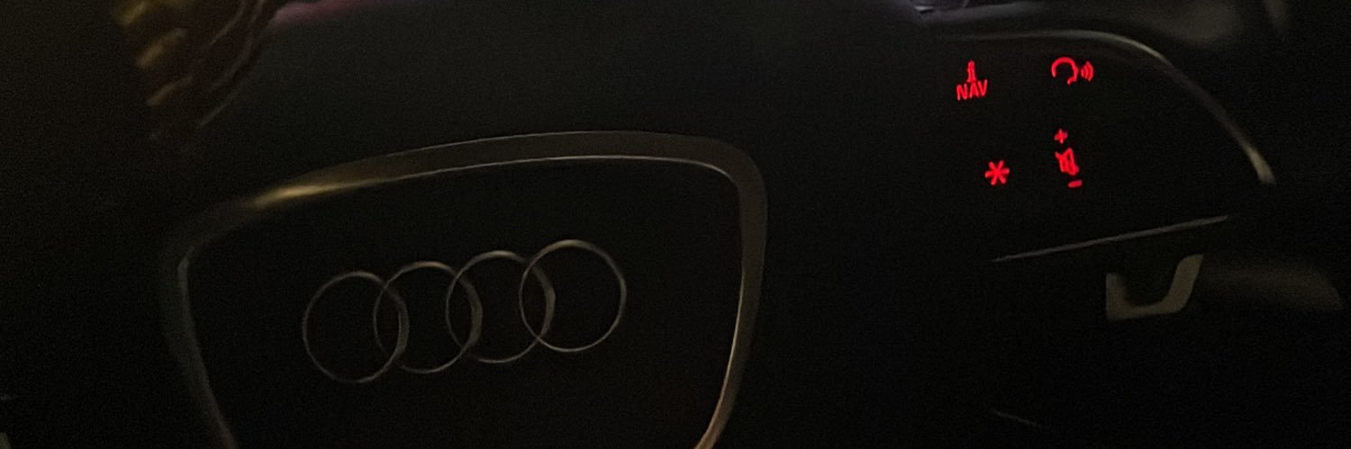 Taviinnhooo's profile banner image