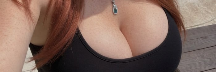momonelov's profile banner image