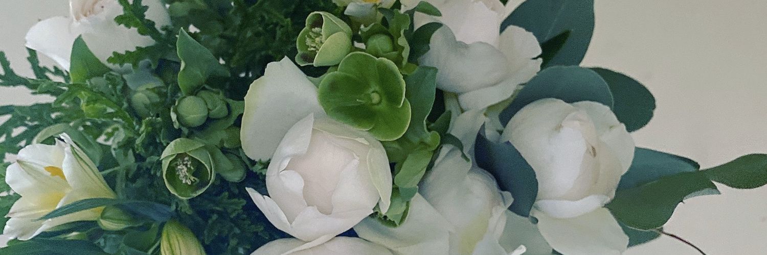 hananiyan's profile banner image