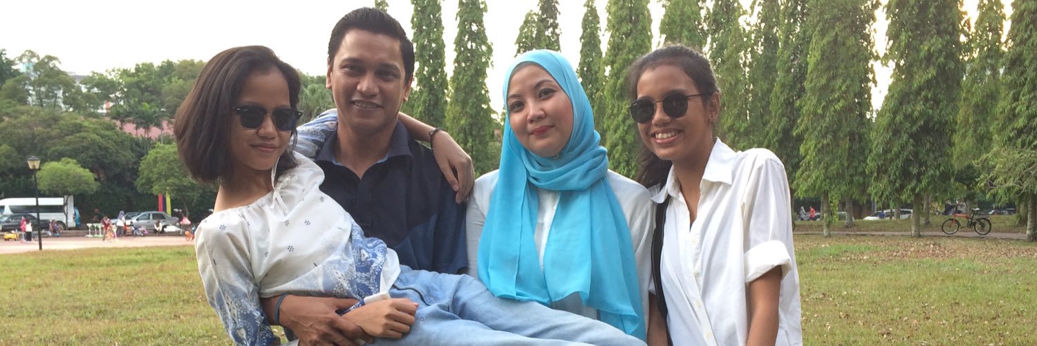 lynZA78's profile banner image