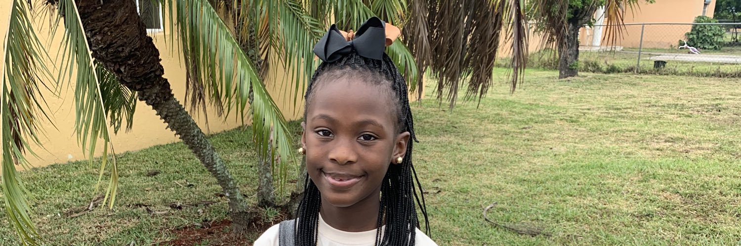 prettytrini18's profile banner image