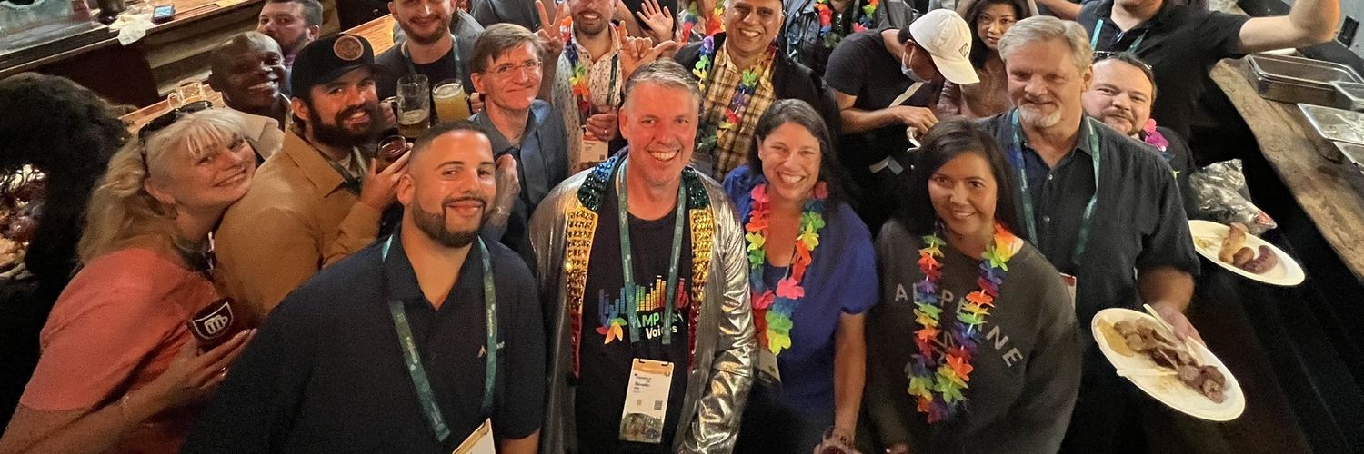 NOTISBLANK MONICA banner