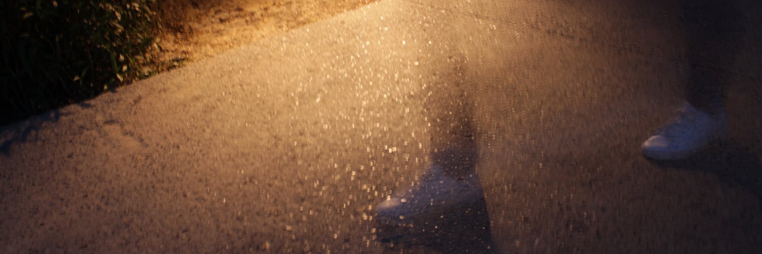 Inlovewithlove_'s profile banner image