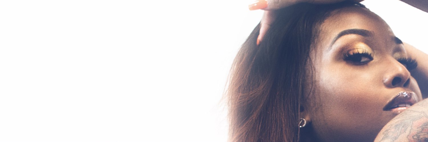 Tharealdoriee's profile banner image