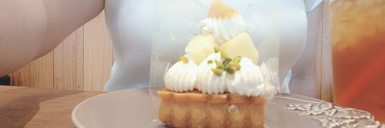 001_grapes's profile banner image