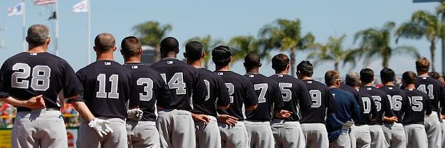 Base_Analytics's profile banner image