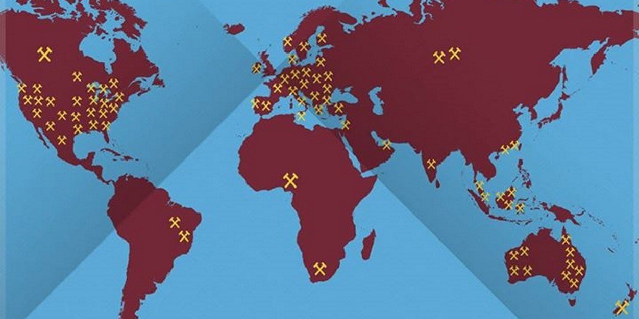 🌍Travelling Hammer⚒️ banner