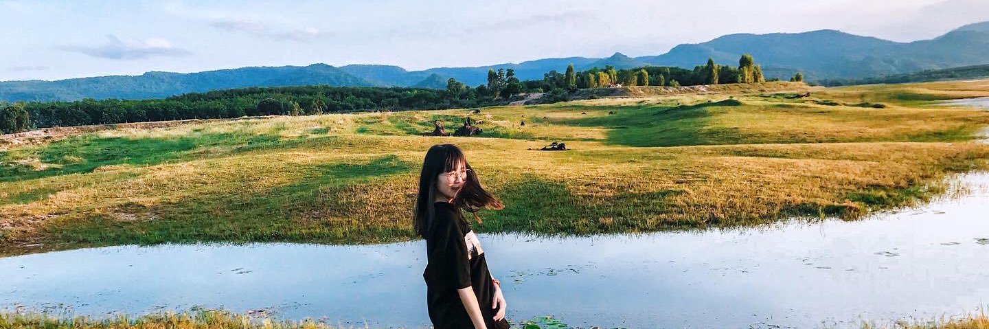 maksalee's profile banner image