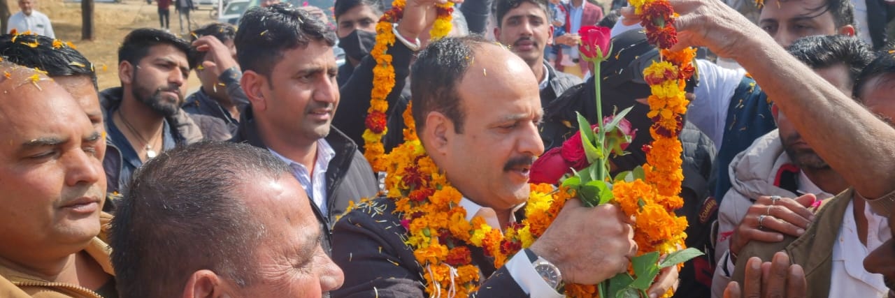 Meenu Beniwal banner