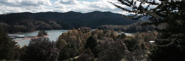 denjwhite Profile Banner