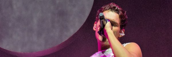 SimonsPurpleH Profile Banner