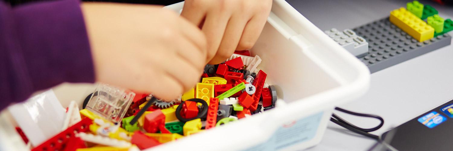 fringescifest's profile banner image