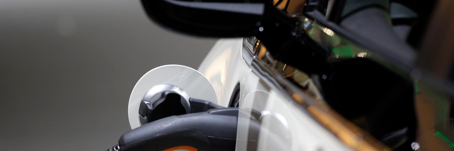Electric_CarsUS's profile banner image