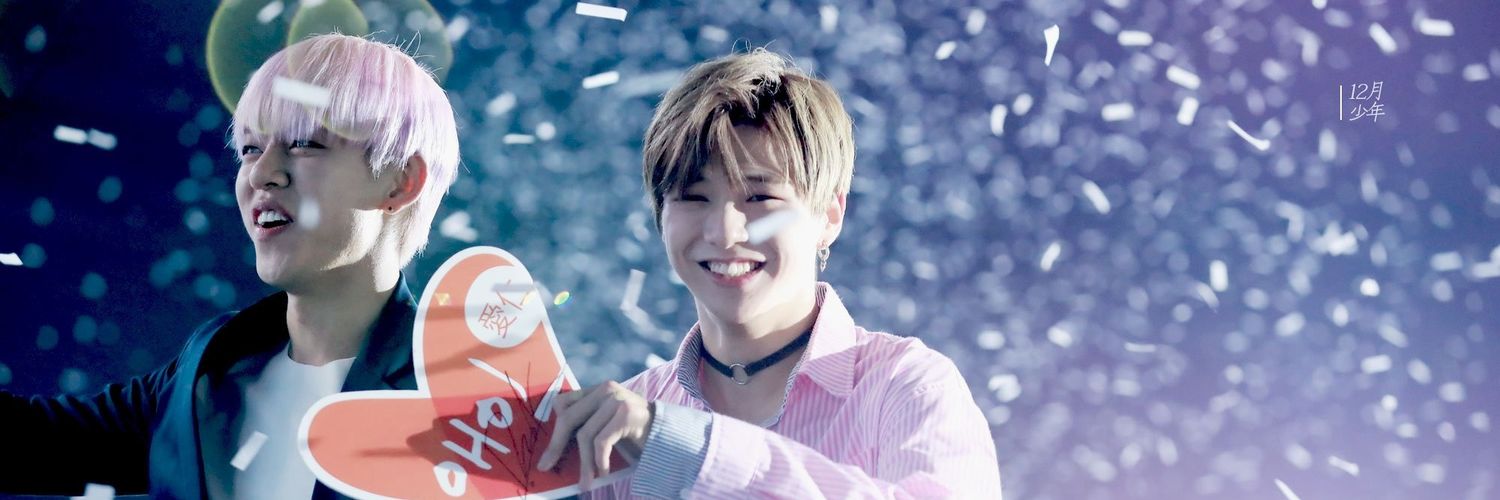MOONSOMETIMES🦁 banner