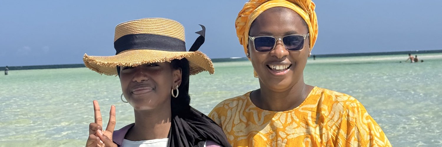 FaridaTsofo's profile banner image