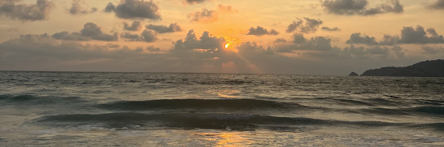 munneeekaa's profile banner image