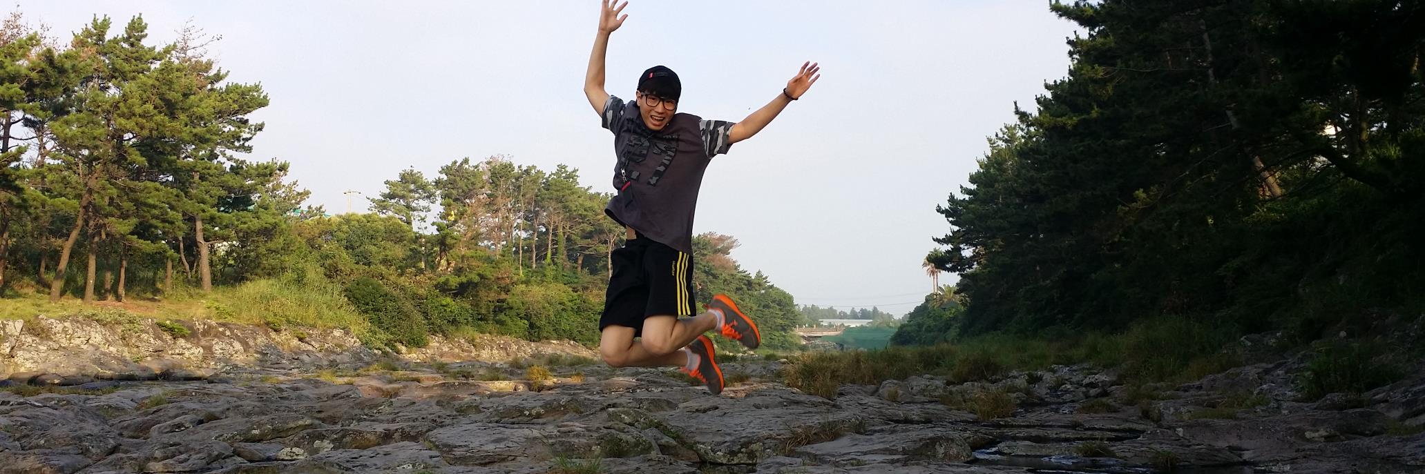 happy_platform's profile banner image