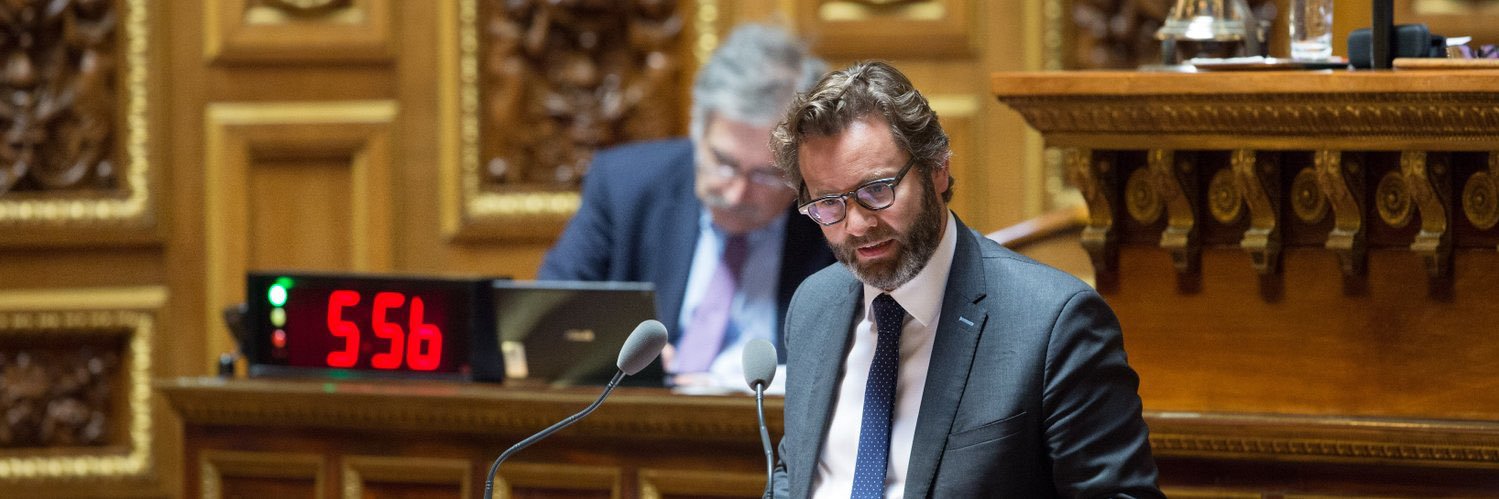 Emmanuel Capus banner