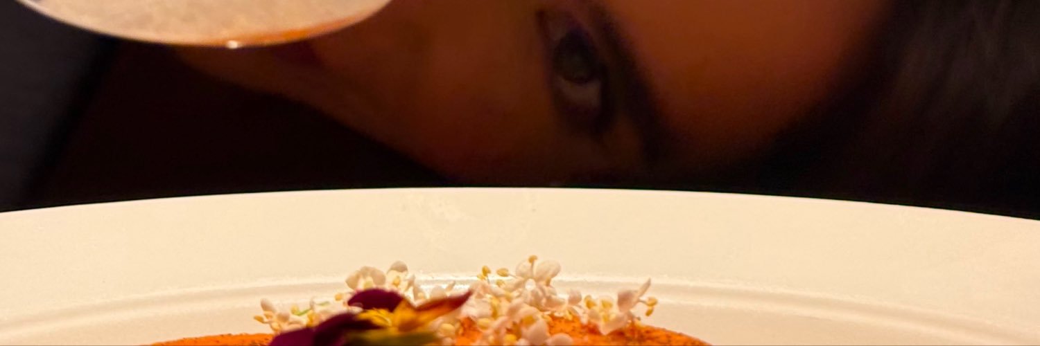 noee_bernall's profile banner image